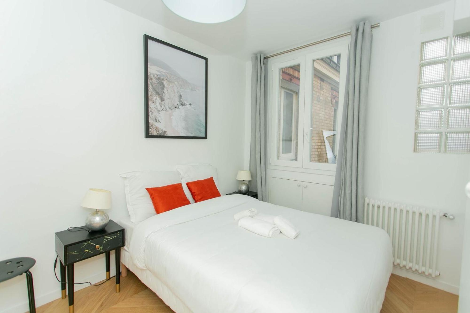 Haussmann - 2Br Near Champs-Elysees - Cityapartmentstay Paris Exteriör bild