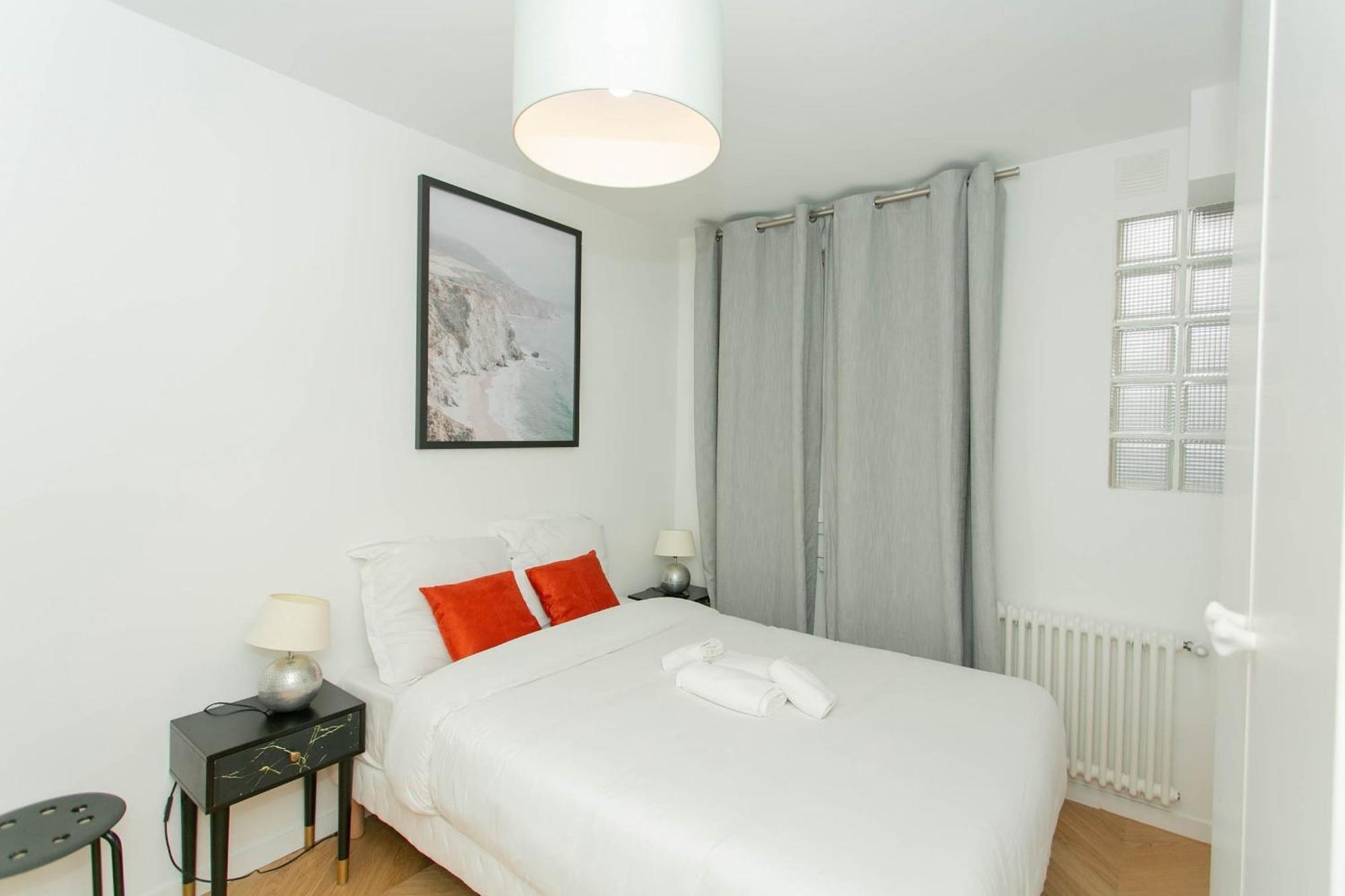 Haussmann - 2Br Near Champs-Elysees - Cityapartmentstay Paris Exteriör bild