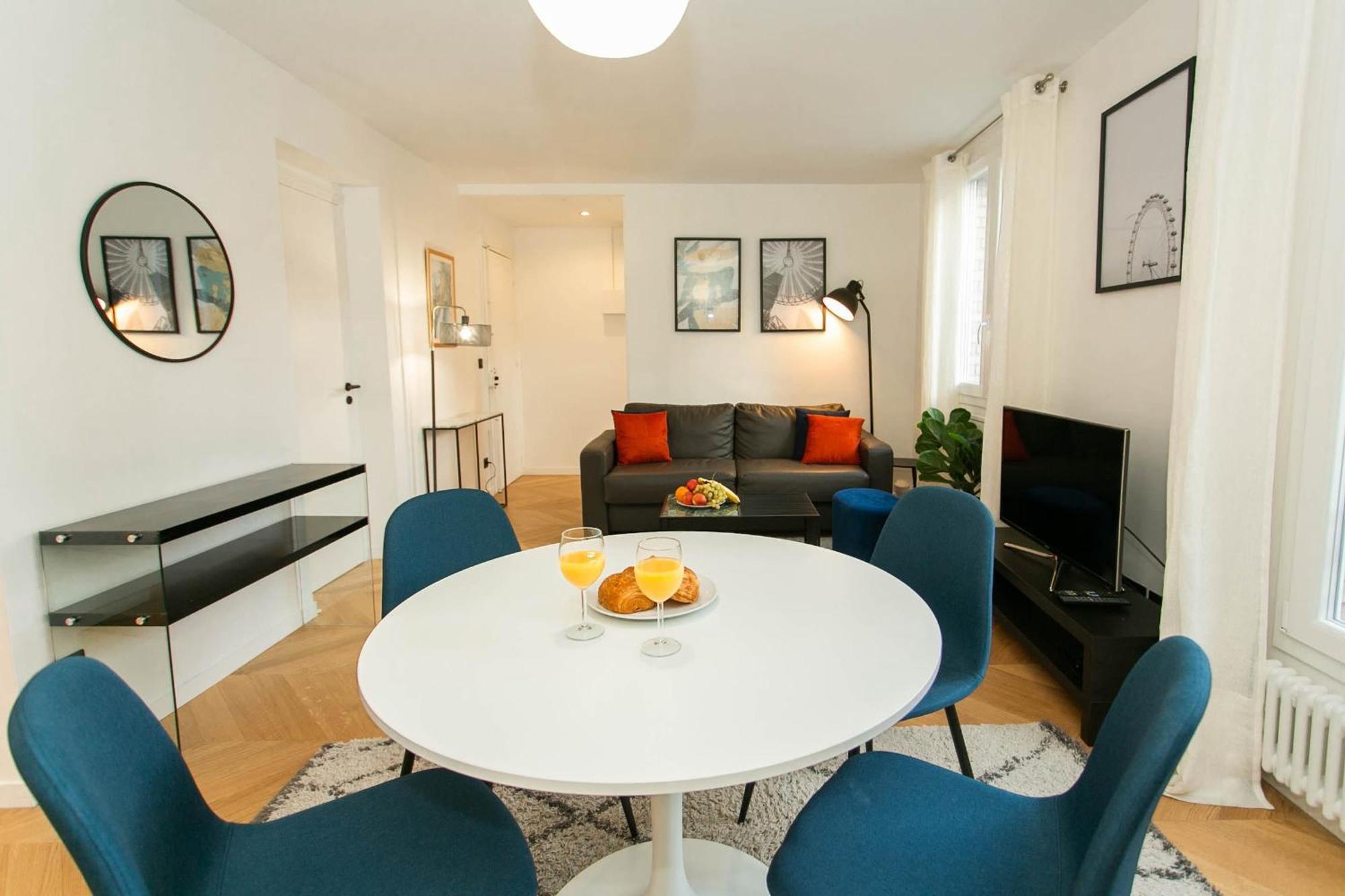 Haussmann - 2Br Near Champs-Elysees - Cityapartmentstay Paris Exteriör bild